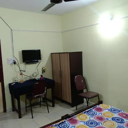 Anju Tourist House-2