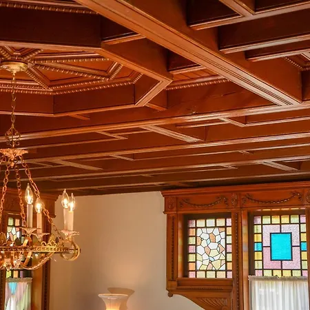 The Towers Bed & Breakfast-2