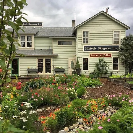 Historic Skagway Inn-3