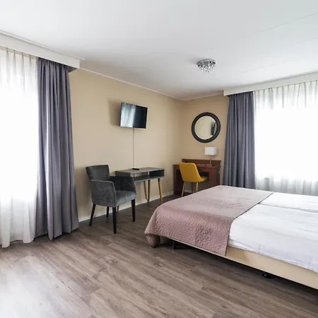 Hotel Loco-2