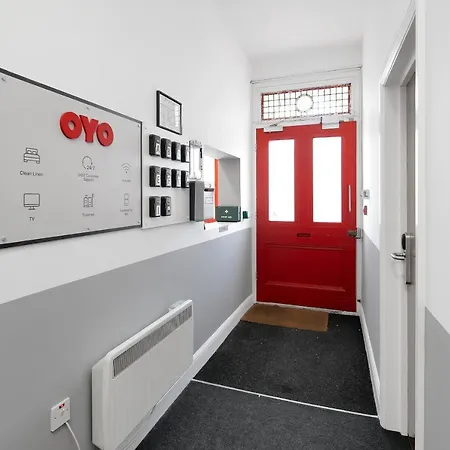 Flexistay Addiscombe Aparthotel-3