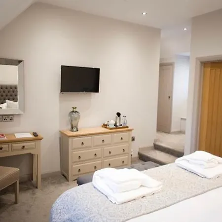 Rutland Water Courtyard Rooms-2