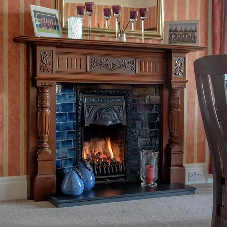 Golf Lodge Bed & Breakfast-2