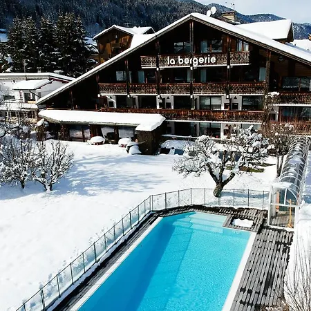 Hotel La Bergerie-3