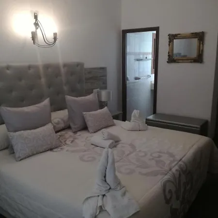 Boutique Hostal Mistral-2
