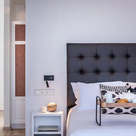 Shapes Luxury Suites-3