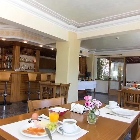 Hotel Stoupa-2