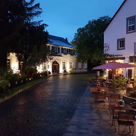 Karolingerhof-2