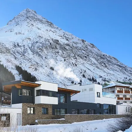 Alpenresidenz Ballunspitze - Kinderhotel-3