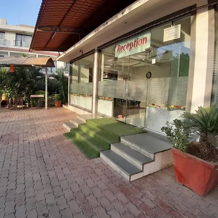 Royal Garden Resort-3
