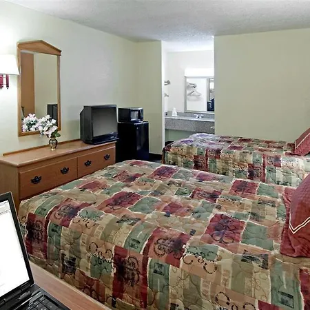 Rodeway Inn Canton I-55-3