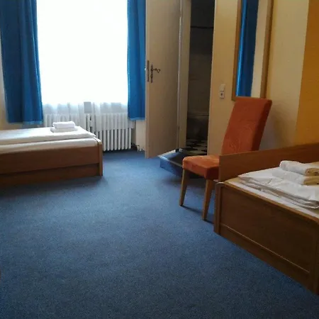 Hotel-Pension Rheingold am Kurfürstendamm-3