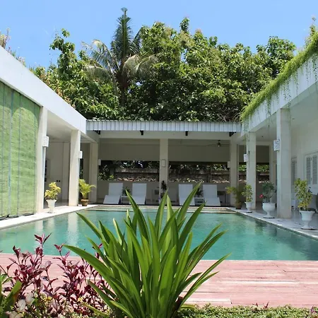Villa Putih Lovina-3