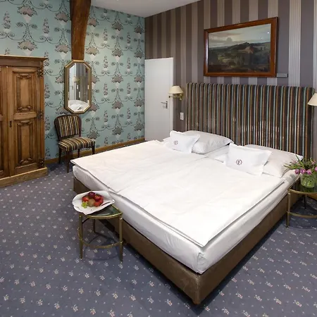 Romantik Parkhotel Wasserburg Anholt-3