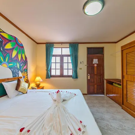Panda Hotel-2