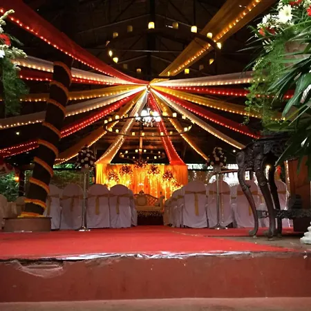 Holiday Village-3
