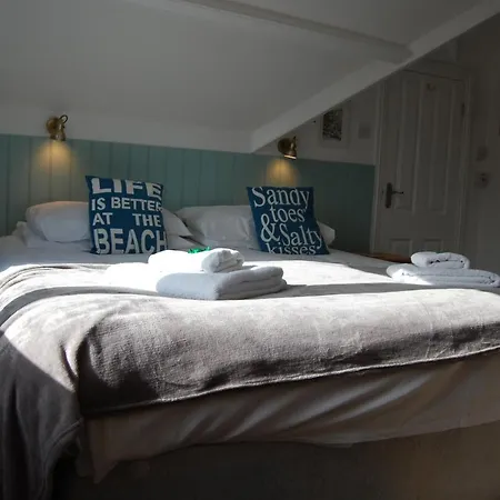 Tregenna Guest House-2