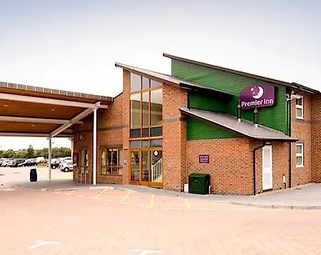 Premier Inn Hinckley-2