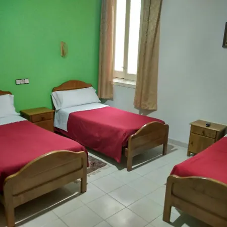Hostal Gaudi-2