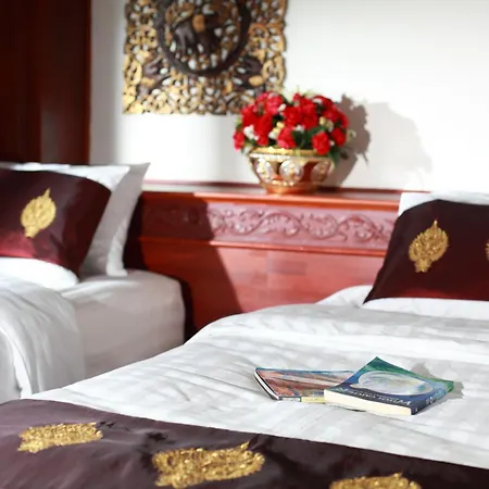 Manorom Boutique Hotel-3