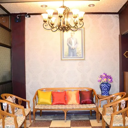 At Bangkok Hotel-2