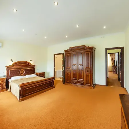 Resort Hotel Karpaty-3