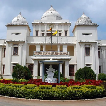 Colonial Inn-2