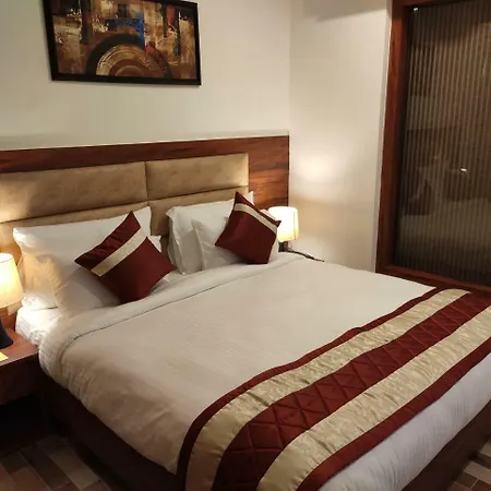 Red Crown Hotel-2