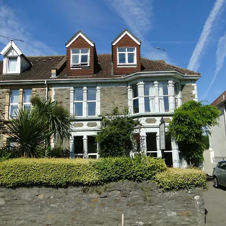 Rockleaze Guesthouse-3