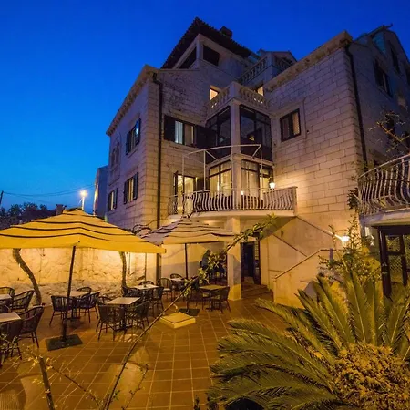 Villa Dard-2