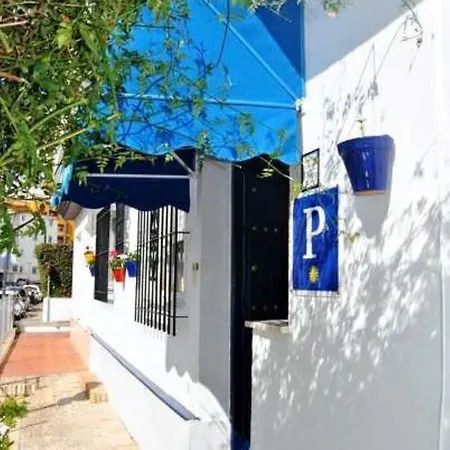 Hostal Puerto de Santa Maria-3