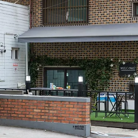 Jun Guesthouse-2