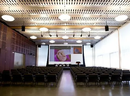 Swiss Re Centre For Global Dialogue-2