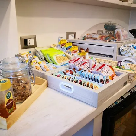 Landlord In Trastevere-2