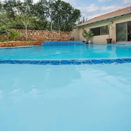 Three Oaks And An Aloe Boutique Hotel-2