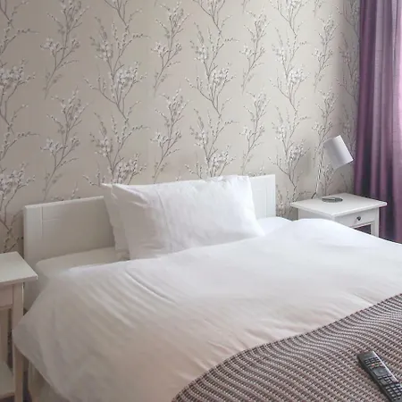 Elmdon Lodge-2