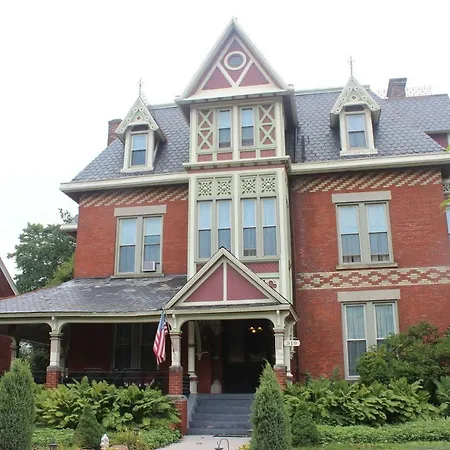 Spencer House Bed & Breakfast-3