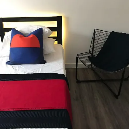 Modern Guesthouse Ironbound Newark With Kitchen-Fasttraintonyc-Onestoptoairport-3