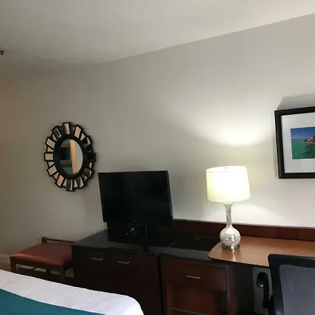 Hotel Pensacola-2