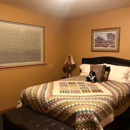 Cowboy'S Lodge-2