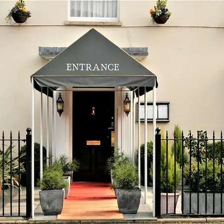 Le Bouchon Brasserie & Hotel-2