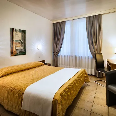 Hotel Dell'Angelo-2