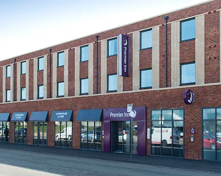 Premier Inn Rhyl Seafront-2