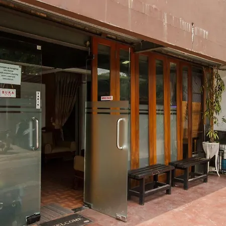 RedDoorz Syariah At Taman Bendungan Asahan-3