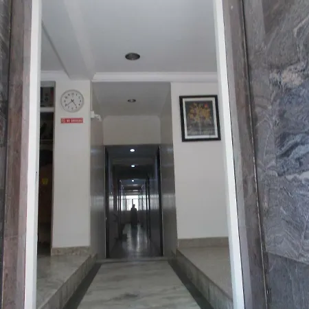 Hotel Embassy-2