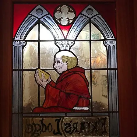 Friar'S Lodge-3