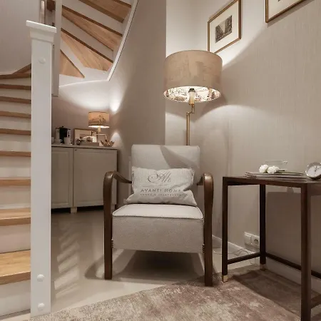 Avanti Home-2