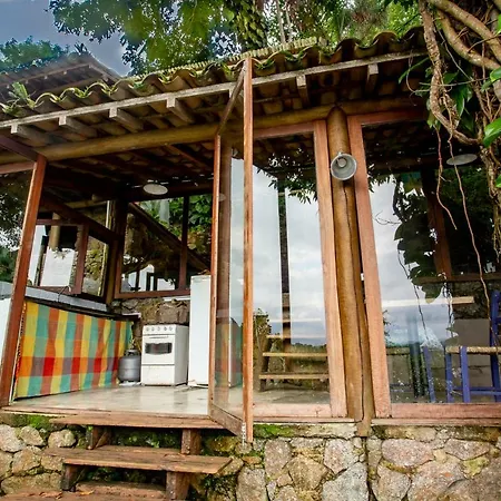 Cabanas Sabiá Paraty-2