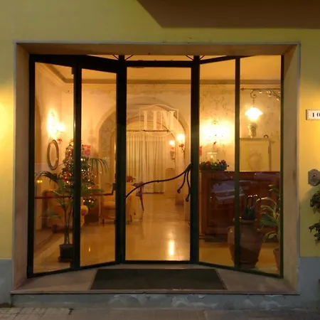 Hotel Moderno-3