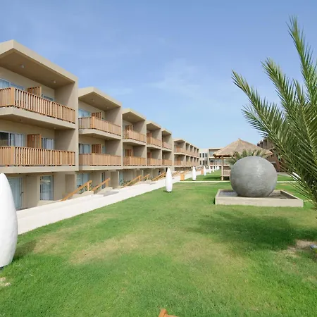 Oasis Salinas Sea-3
